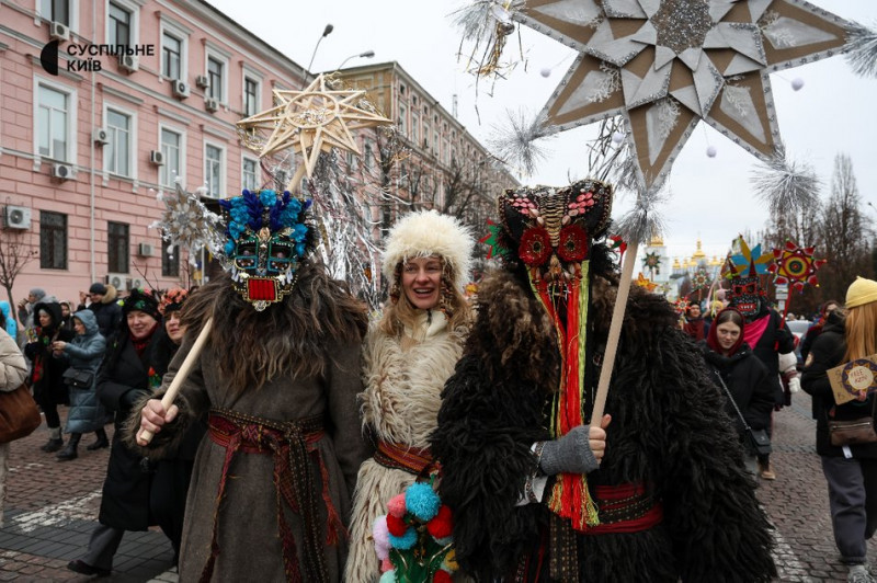 У центрі Києва пройшла святкова Різдвяна хода: як це було