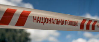 У Києві нетверезий чоловік із ножем кидався на перехожих: чим все закінчилося