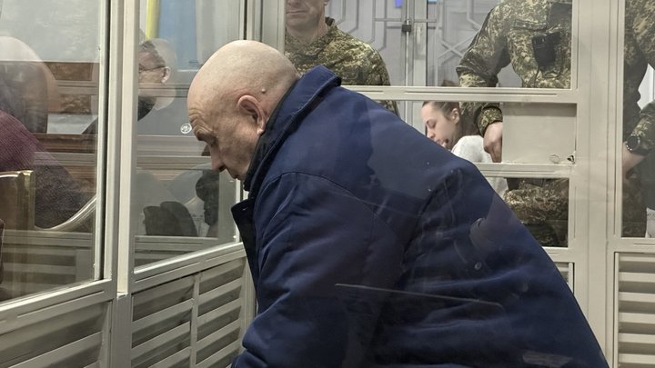 "Стоїмо за наших хлопців, які зникли на Курщині": в центрі Києва рідні військових вийшли на акцію