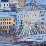 У Києві демонтують Колесо огляду на Подолі