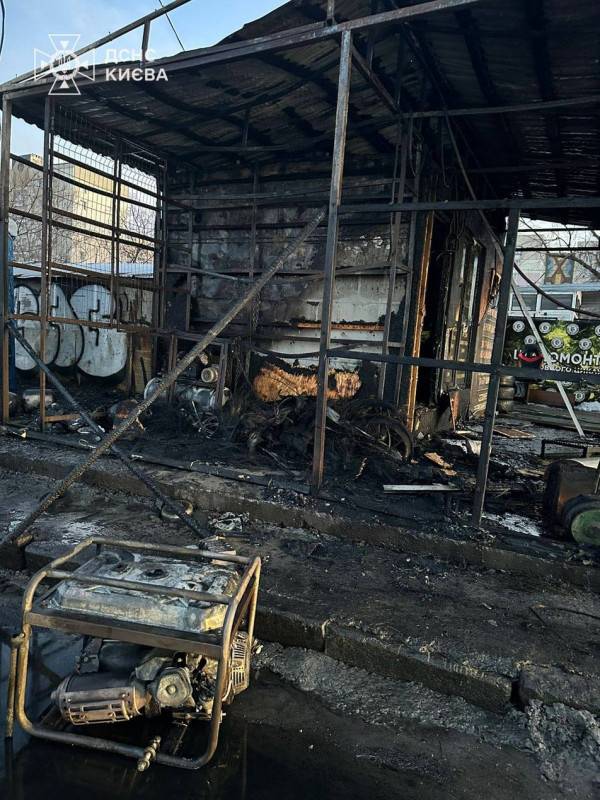 У Києві чергова пожежа від генератора. Користувачам нагадують, як обігріватися безпечно