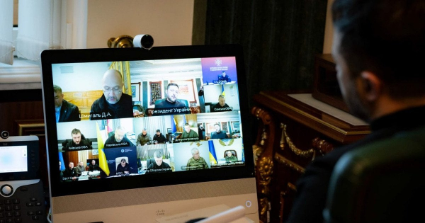 
 Київ без тепла: Зеленський зробив жорстку заяву після наради
 