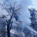 Масштабна пожежа у Києві: двоє людей загинули (фото)
