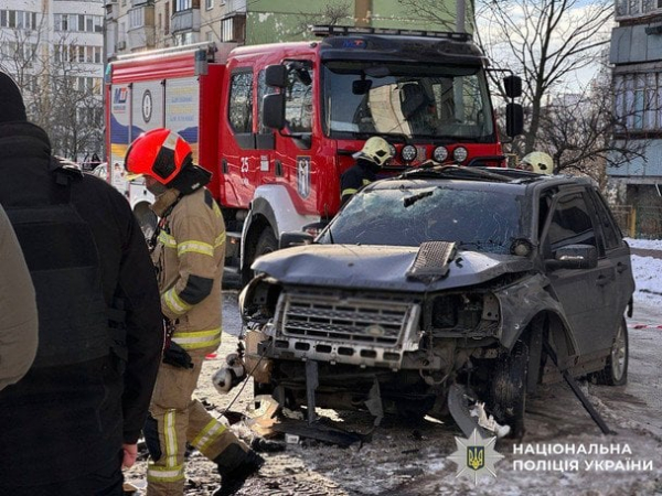 
 Кривавий підробіток: у&nbsp;Києві затримали 24-річну агентку ФСБ, яка підірвала джип військового
 