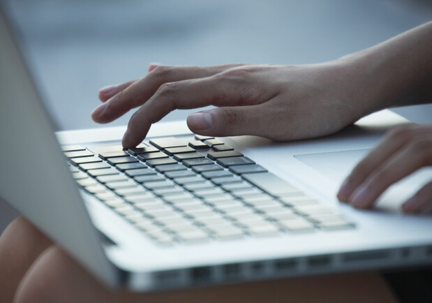 В Україні запроваджують електронне працевлаштування: що зміниться для працівників і роботодавців 