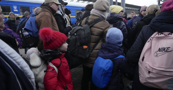 
 Кличко розкрив, скільки людей виїхало з&nbsp;Києва через надзвичайну ситуацію
 
