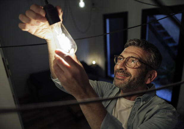 У Києві та області багатоповерхівки зможуть отримати до 300 тисяч гривень на енергообладнання -