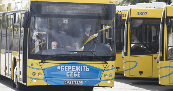 
 Автобуси у критичному стані: чому неможливо повноцінно запускати дублюючі маршрути у Києві
 