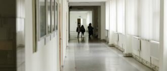 З 2 лютого школи Києва відновлюють навчання: очно, дистанційно або змішано