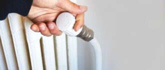 У Києві повертають тепло: скільки будинків ще без опалення