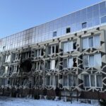 Атака по Києву: влучили у медцентр, загинула людина