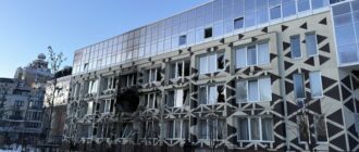 Атака по Києву: влучили у медцентр, загинула людина