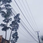 Екстрені відключення і графіки: як вимикають світло у Києві та області