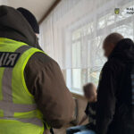 Стало відомо, у якій школі в Києві 9-класник з ножем напав на вчительку