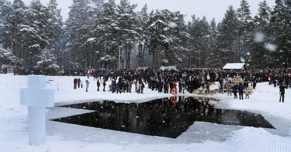 
 Локації для купання на Водохреща в Києві: де безпечно пірнати
 