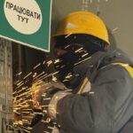 "20 хвилин працюємо, 10 хвилин погрілись в машині" — як енергетики Києва ремонтують обладнання