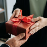 Повний календар іменин на січень 2026: кого вітати з днем ангела