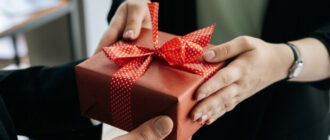 Повний календар іменин на січень 2026: кого вітати з днем ангела