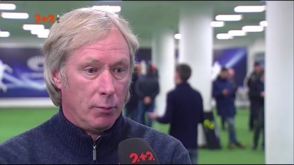 
 Екстренера "Динамо" і збірної звинувачують у побитті сантехніка &ndash; деталі скандалу
 