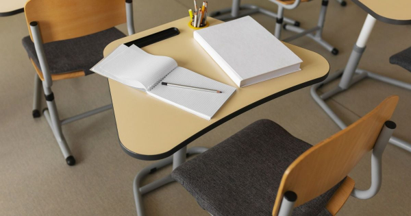 Коли почнеться навчання у школах Києва після канікул: що відомо про формат
Коли почнеться навчання у школах Києва після канікул: що відомо про формат