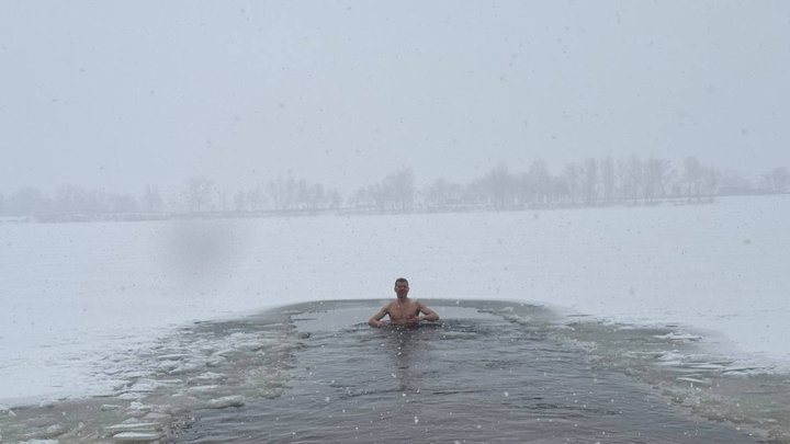 Як кияни відзначають Водохреще-2026