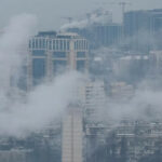 Літня жінка нібито померла на Подолі від холоду в квартирі, що не опалюється