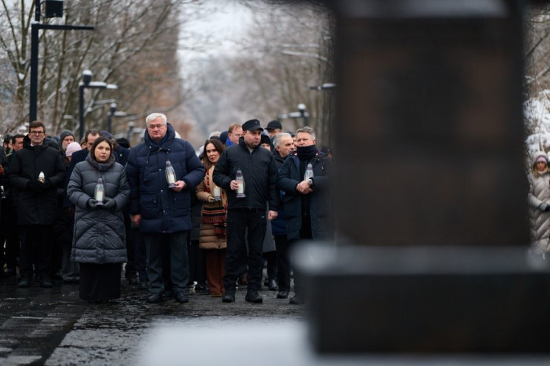 Президент Зеленський вшанував жертв Голокосту у Бабиному Яру