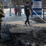 У Києві через атаку РФ найскладніша ситуація на Троєщині, там розгортають додаткові пункти обігріву