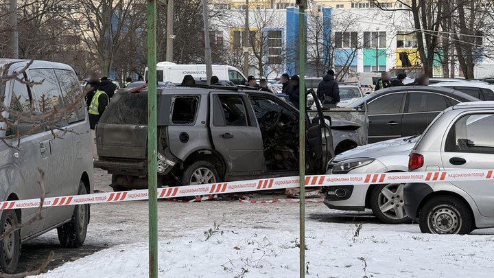 Вибух автівки на Оболоні: що кажуть очевидці