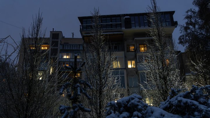 За добу через аварії без тепла лишились понад 100 київських будинків, ремонтників залучають з області та УЗ