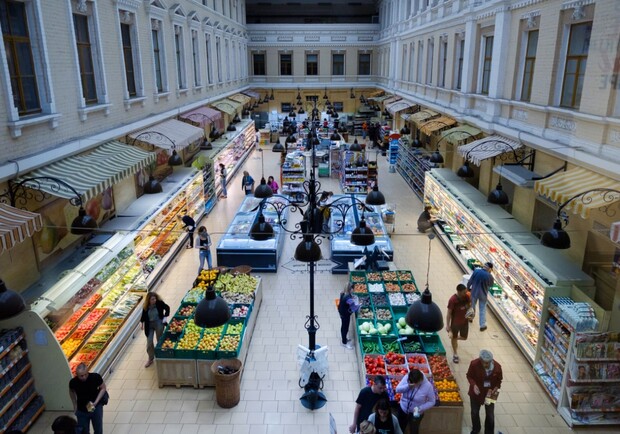 Супермаркети скоротили споживання електроенегрії. Фото: РБК-Україна/Віталій Носач