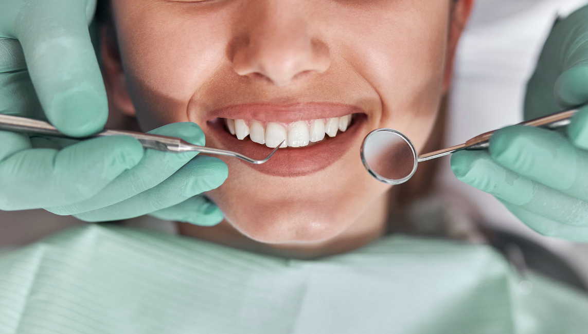 Сучасне лікування зубів під мікроскопом у Києві вiд ZubnaKlinika