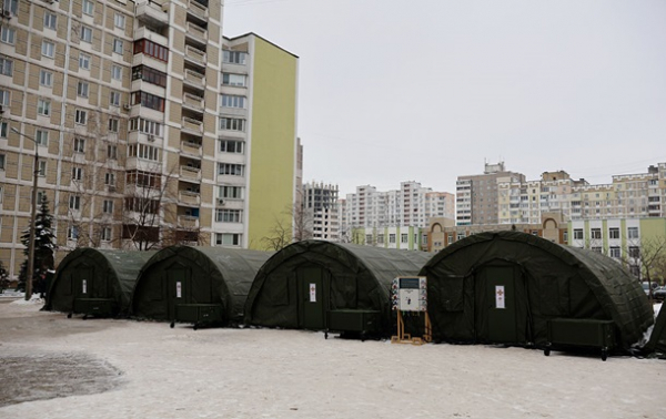 У Києві без тепла залишаються близько 100 будинків У Києві без тепла залишаються близько 100 будинків