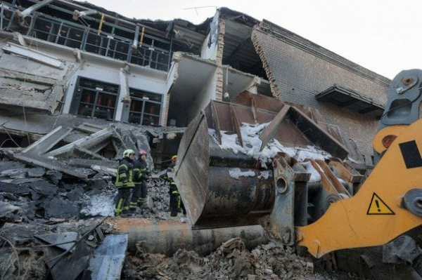 
 Київська ТЕЦ після нічного удару РФ: моторошні кадри руйнувань (фото)
 