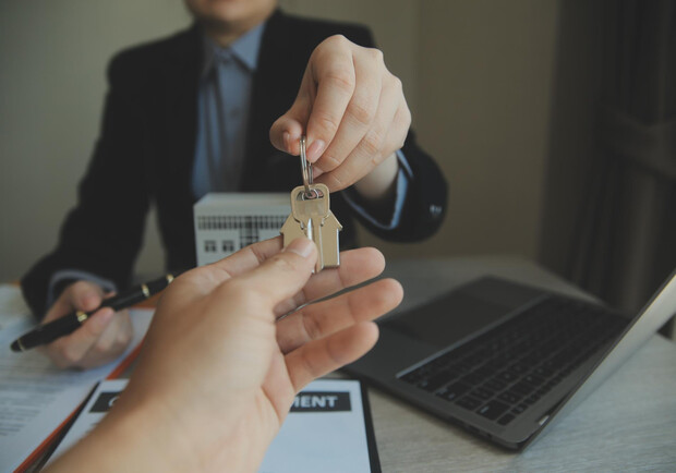 Чи правда, що квартири, в яких ніхто не живе, віддадуть ВПО.