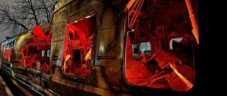 До четвертої річниці повномасштабного російського вторгнення Укрзалізниця представила символічну експозицію