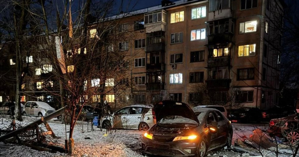 Атака на Київ: кількість постраждалих знову збільшилась, поліція оприлюднила шокувальні фото
Атака на Київ: кількість постраждалих знову збільшилась, поліція оприлюднила шокувальні фото