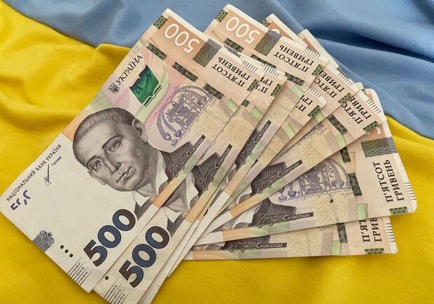 Допомога переселенцям у 2026 році - кому продовжать виплати, а кому ні. 