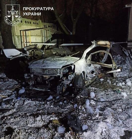 
 Теракт біля будівлі СБУ: в&nbsp;Києві судитимуть дезертира-іноземця за&nbsp;підрив авто ЗСУ (фото, відео)
 