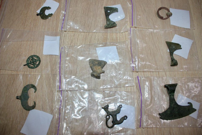 Київські митники передали до музею трипільську вазу V тисячоліття до н.е., яку намагалися вивезти за кордон