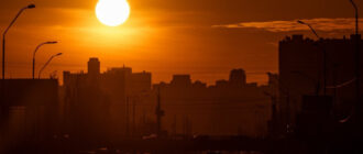 РФ вдарила по Києву: влада повідомила перші подробиці атаки