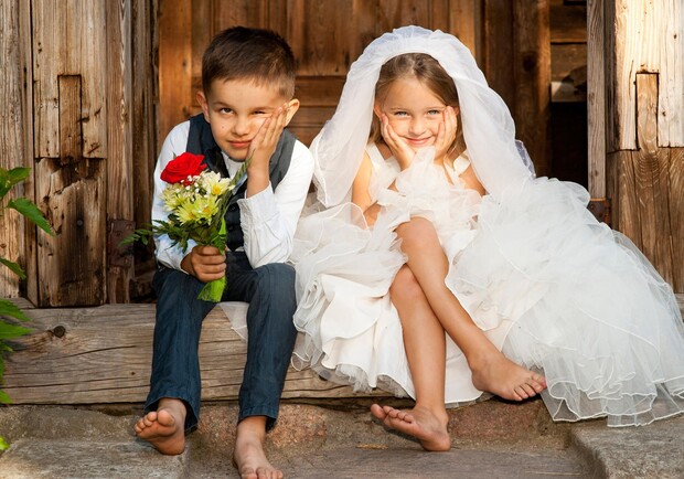 Чи дозволять шлюб із 14 років: як в Україні можуть змінити правила.