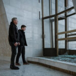 РФ пошкодила зал слави у підніжжі монумента Батьківщина-мати в Києві