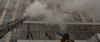 У центрі Києва спалахнула пожежа в готелі