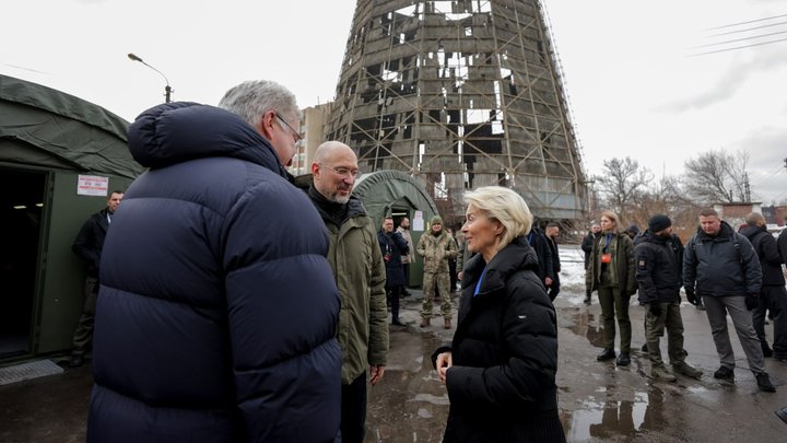 Дев'ять атак за пів року: лідерам ЄС показали пошкоджену київську ТЕЦ