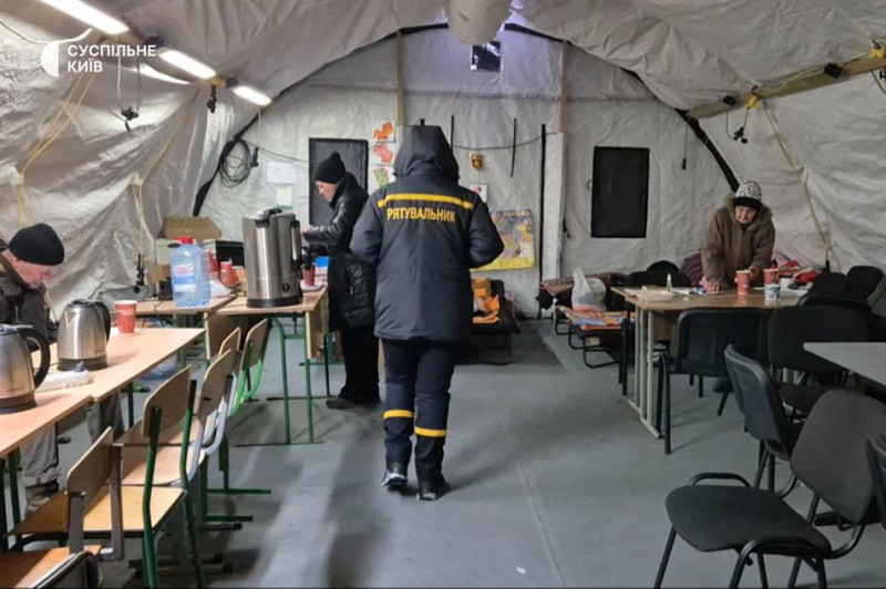 Близько 100 будинків залишаються без тепла у Києві: яка ситуація на Троєщині та Дарниці