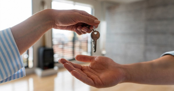 
 У двох районах Києва різко впали ціни на оренду житла: у чому причина
 