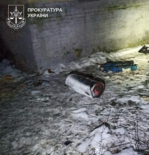 
 Теракт біля будівлі СБУ: в&nbsp;Києві судитимуть дезертира-іноземця за&nbsp;підрив авто ЗСУ (фото, відео)
 