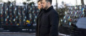 Зеленський з дружиною вшанували пам’ять Героїв Небесної Сотні