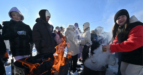 Київ замерзає: сотні будинків без тепла у лютий мороз, стався транспортний колапс
Київ замерзає: сотні будинків без тепла у лютий мороз, стався транспортний колапс